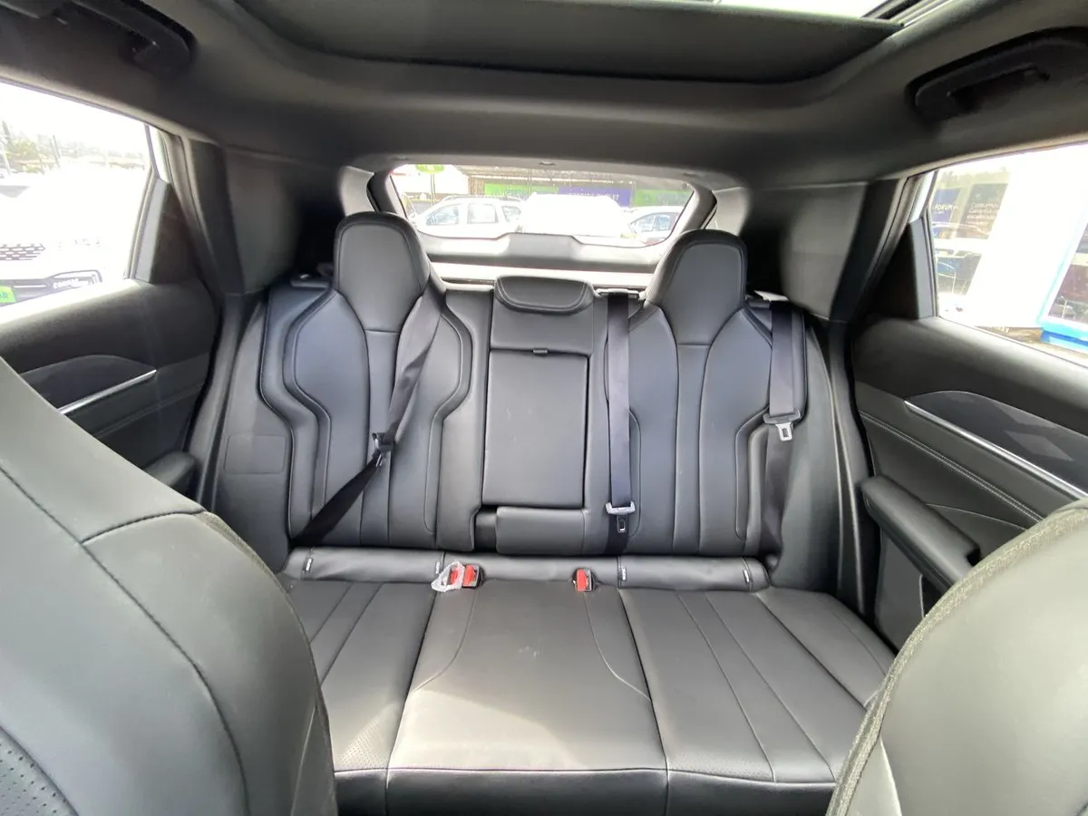 Dongfeng Mage Ev 2wd At 5p año 2026