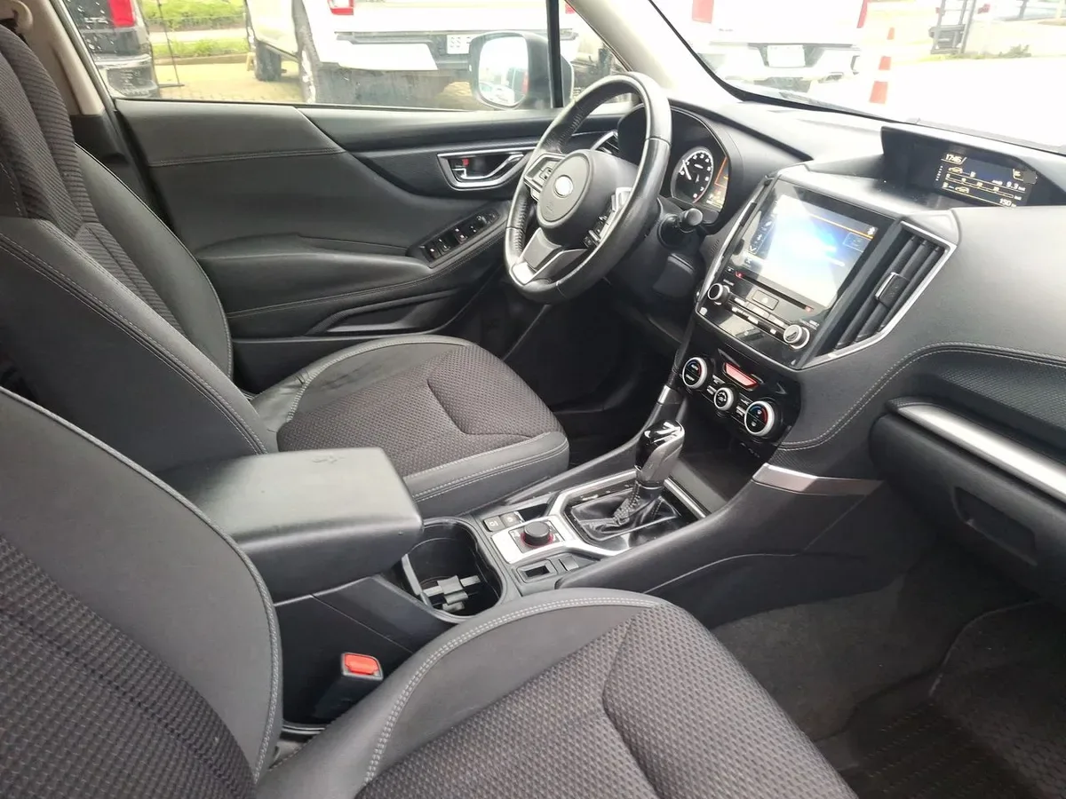 Subaru Forester 2.0i Dynamic Eyesight Awd At 5p año 2022