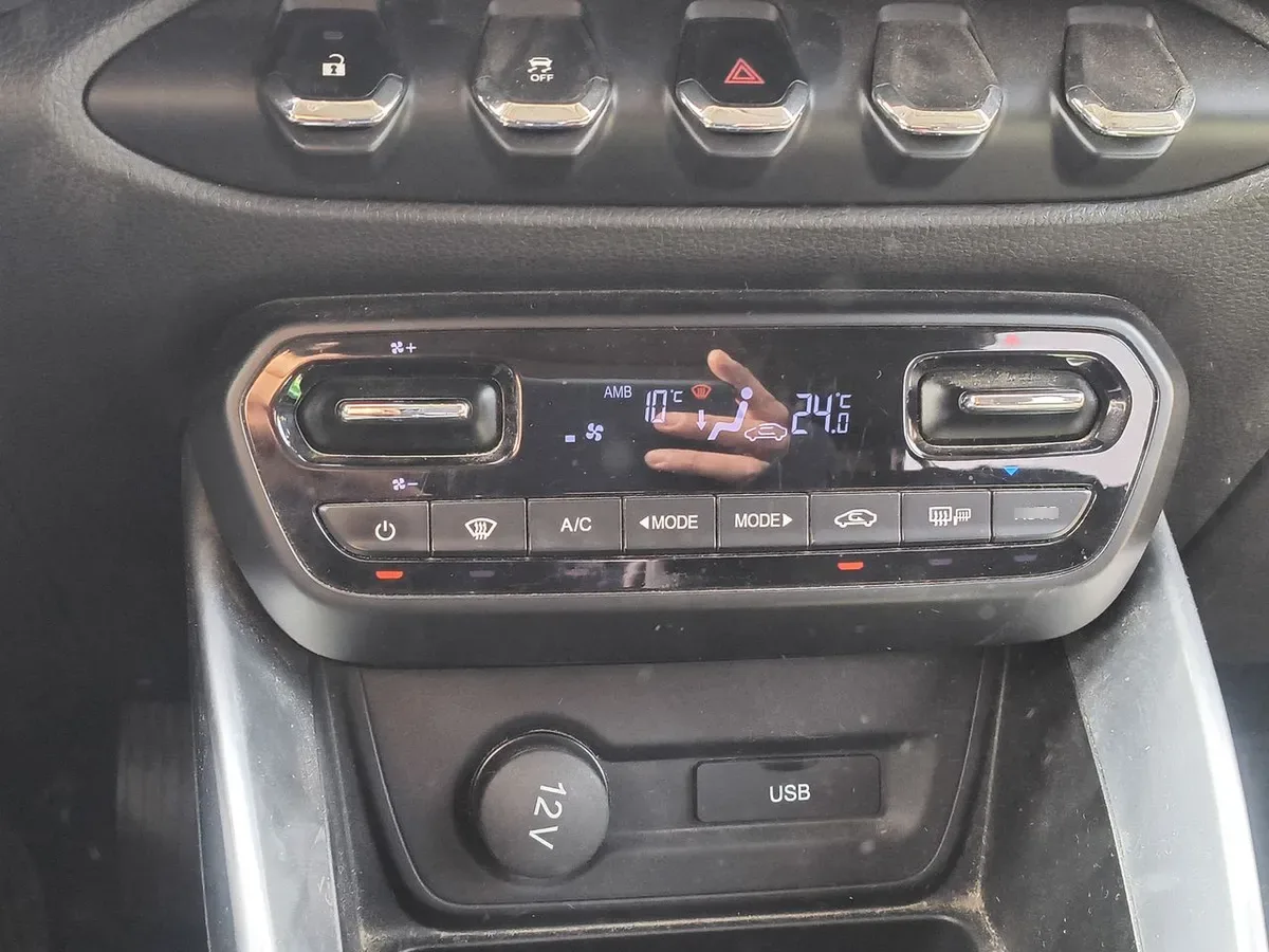 Chevrolet Groove 1.5 Premier 4x2 Mt 5p año 2023