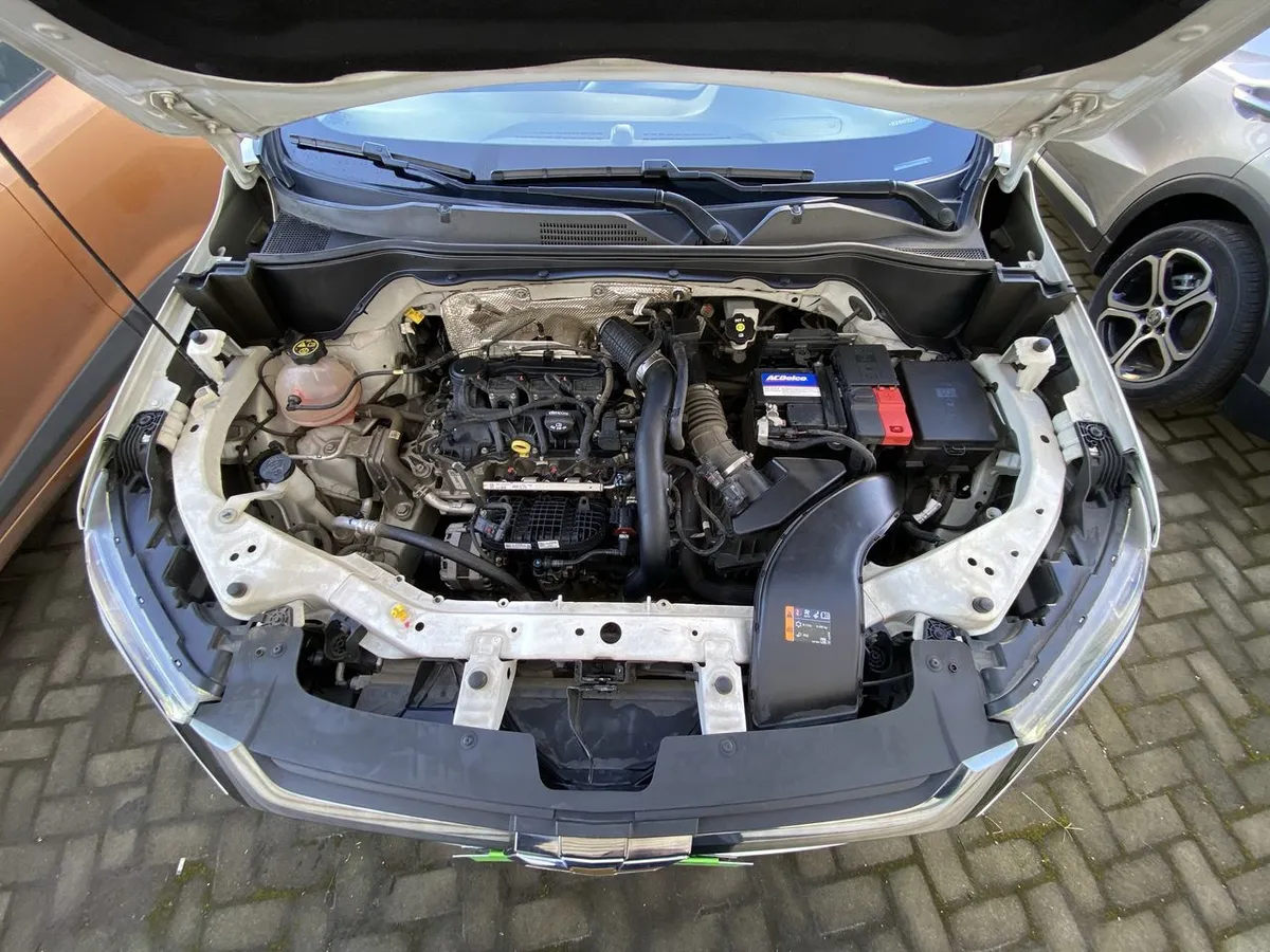 Chevrolet Montana 1.2t Premier 4x2 At 4p año 2023