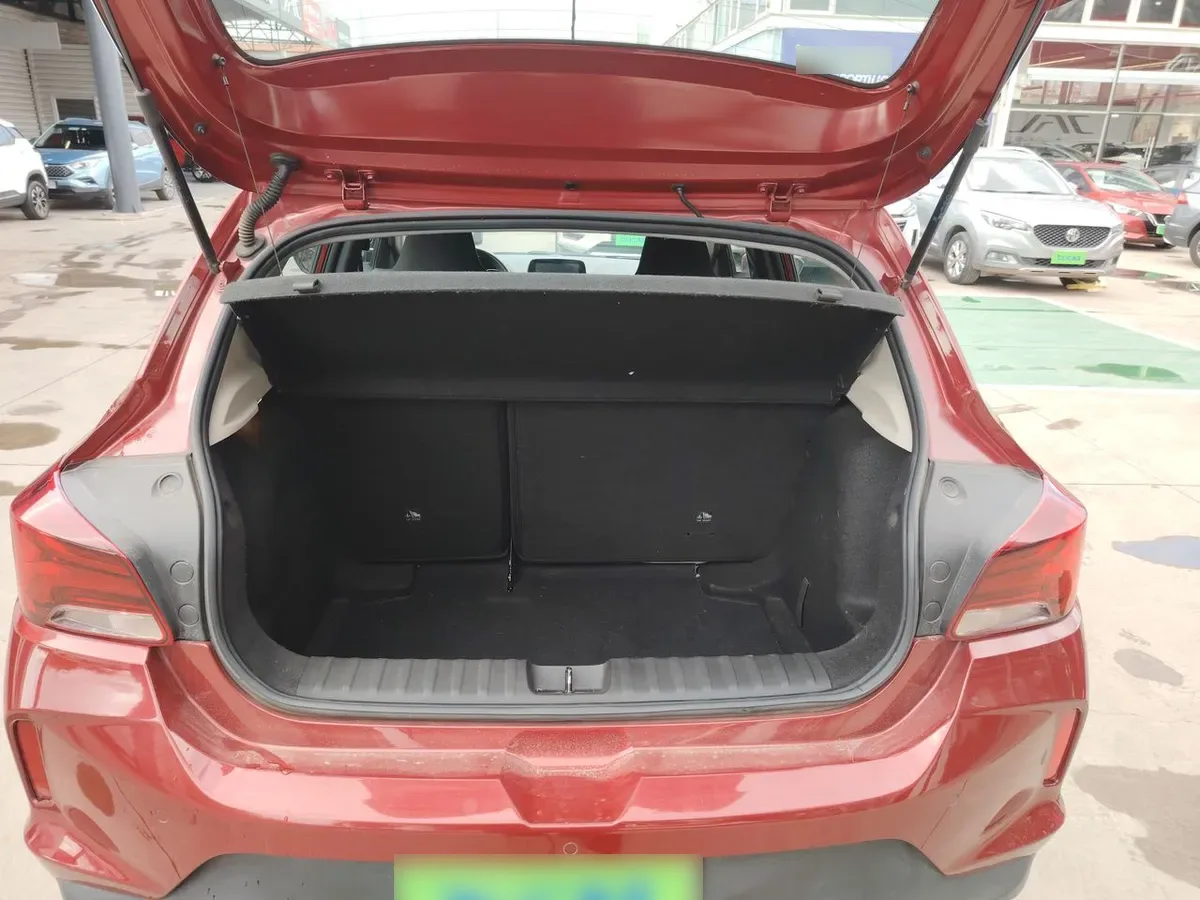 Chevrolet Onix 1.0t Ltz 4x2 Mt 5p año 2022