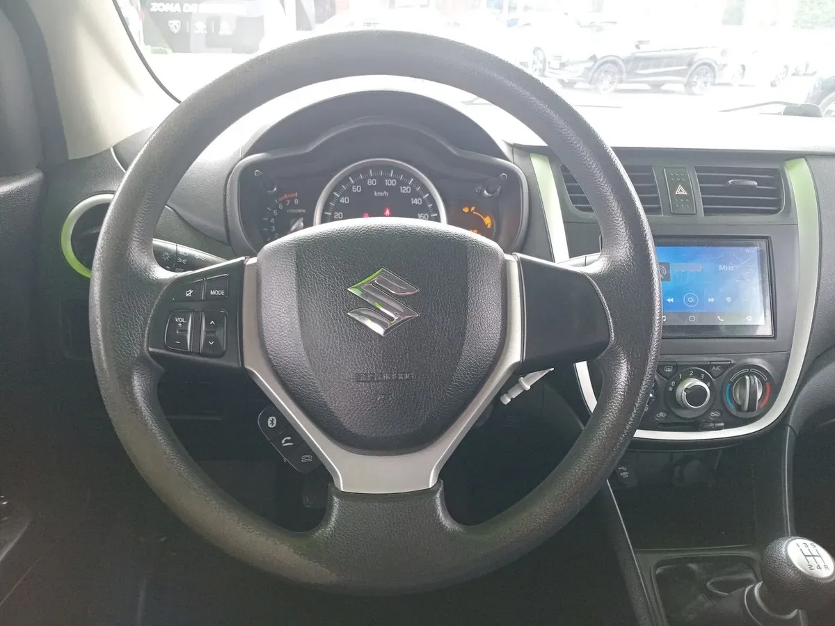 Suzuki Celerio 1.0 Glx Bt 4x2 Hb Ac Mt 5p año 2022