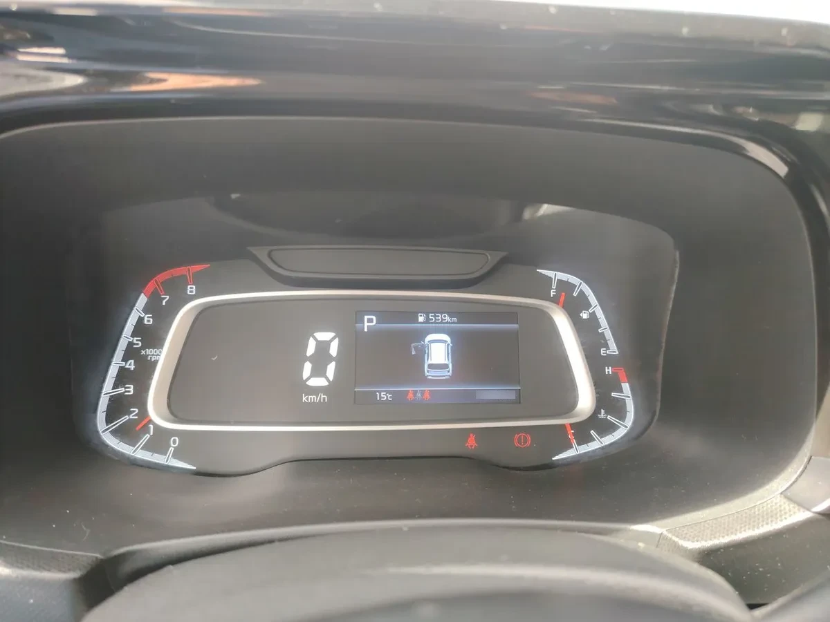 Kia Sonet 1.5 Ex 4x2 Ivt Ri At 5p año 2025
