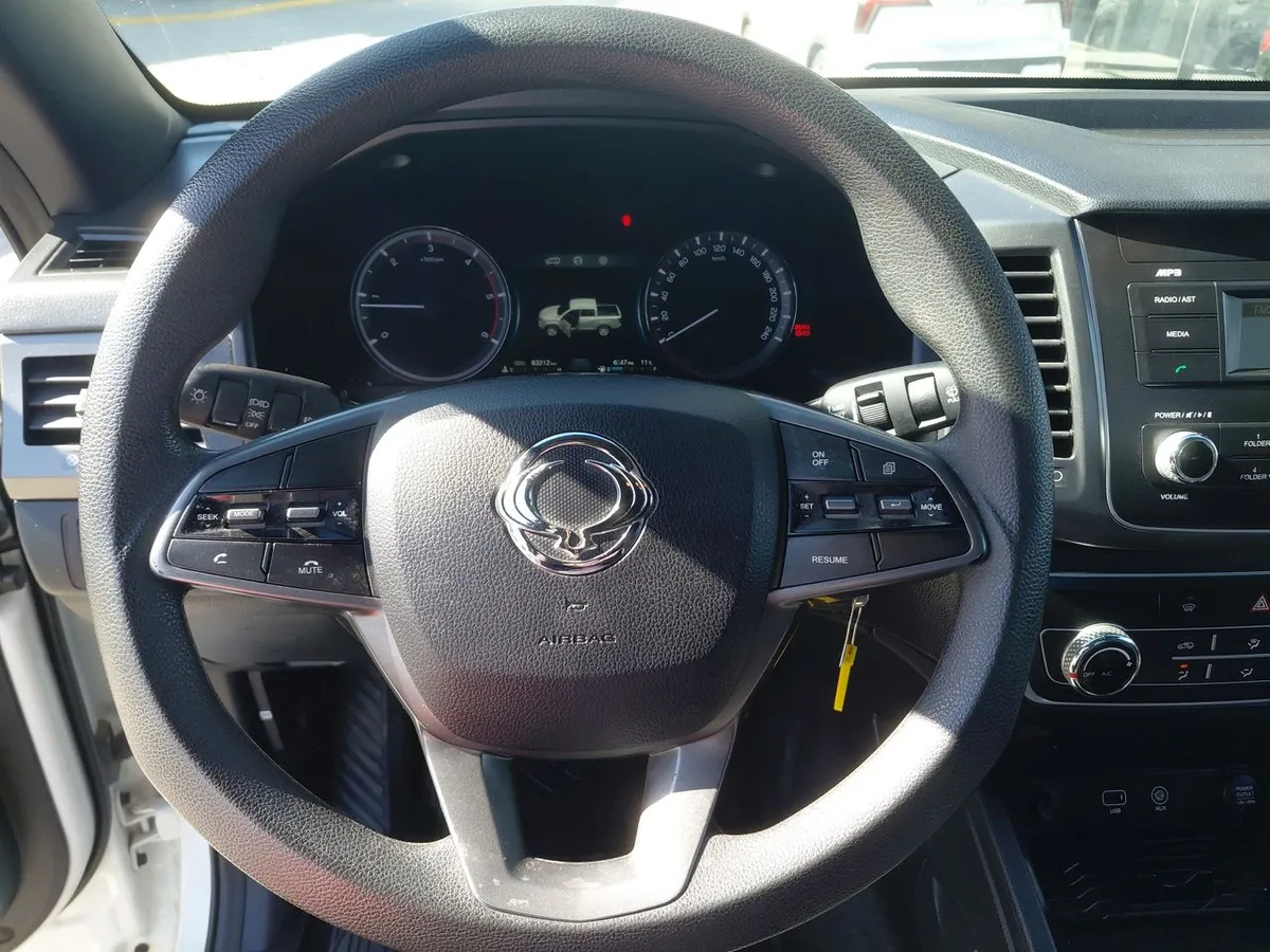 Ssangyong Musso 2.2 Grand Glx Td Diesel 4wd Mt6 4p año 2022