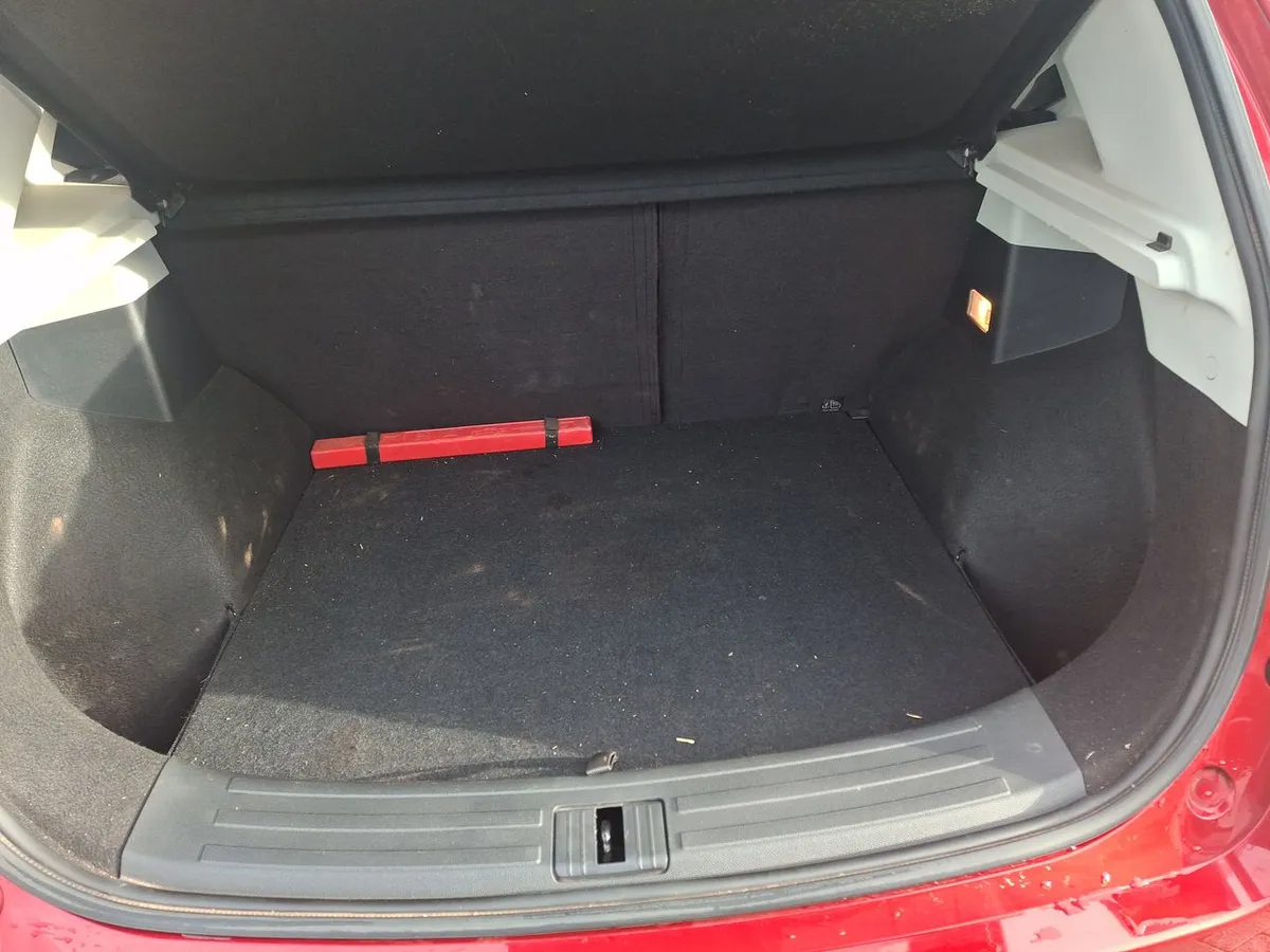 MG Mg Zs 1.5 Std Mt 5p año 2023