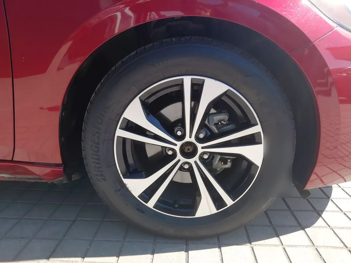 Nissan Sentra 2.0 Sense 4x2 Mt 4p año 2022
