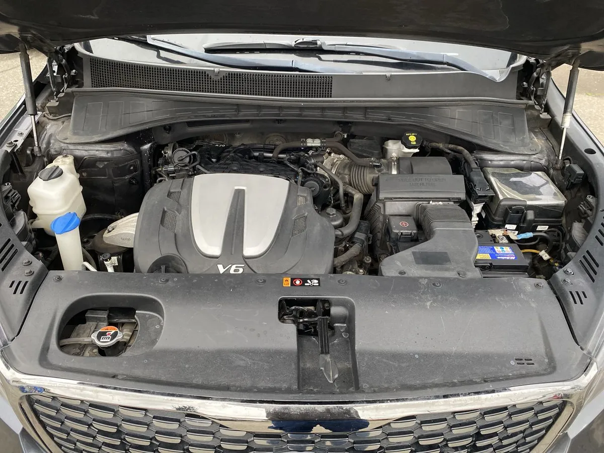 Kia Sorento 3.5 Gtl Gsl Awd 8at 5p año 2020