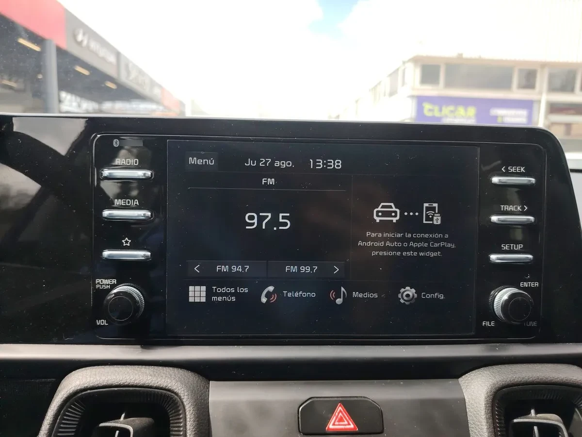 Kia Sonet 1.5 Ex 4x2 Ivt Ri At 5p año 2025