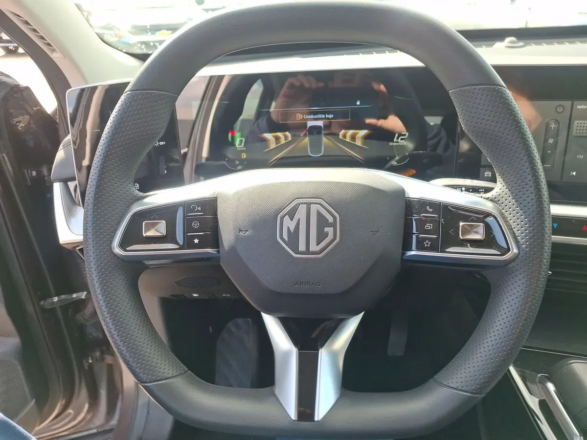 MG One 1.5t Com 4x2 Cvt At 5p año 2024