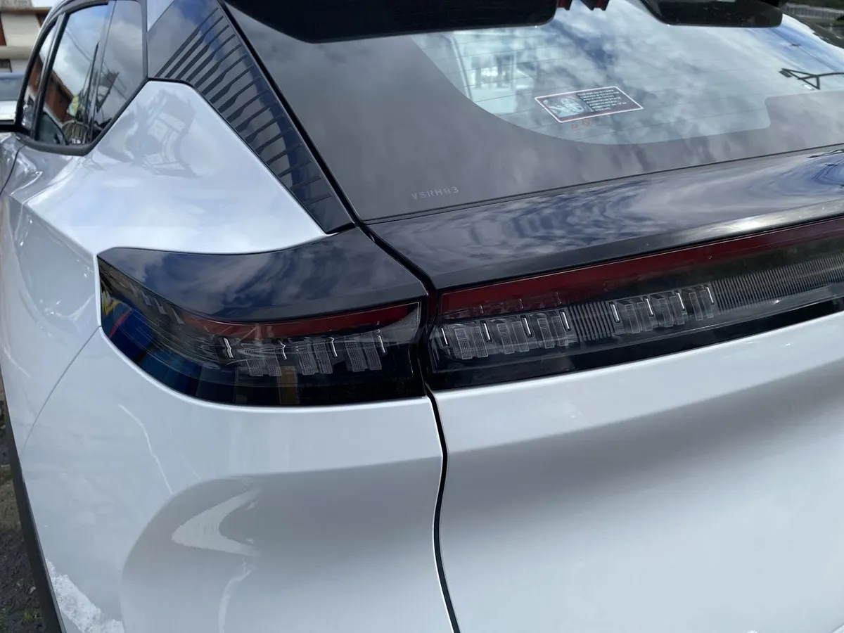 Dongfeng Mage Ev 2wd At 5p año 2026