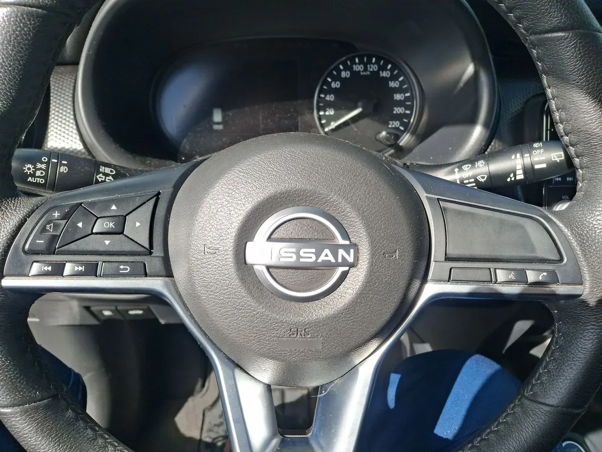Nissan Kicks 1.6 Advance 4x2 Ncf Mt 5p año 2025