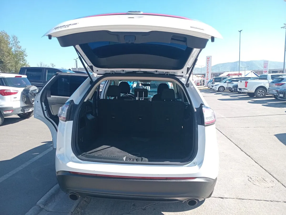 Ford Edge 2.0 Se Ecoboost Fwd At 5p año 2019