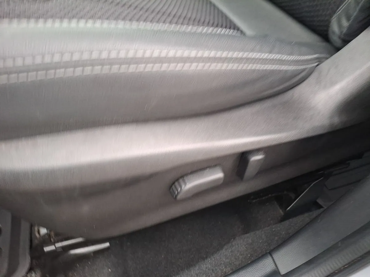 Subaru Forester 2.0i Dynamic Eyesight Awd At 5p año 2022