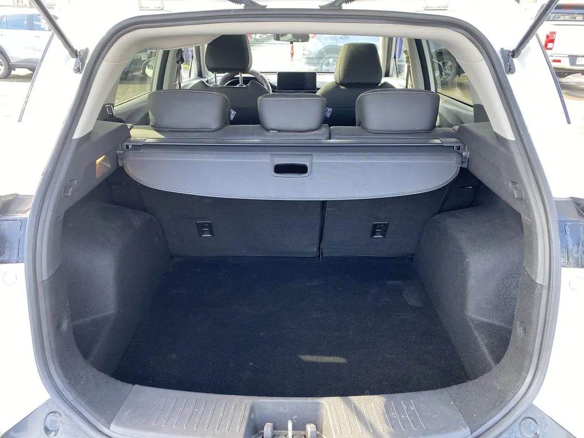JAC Js4 1.5 Luxury 4x2 Mt 5p año 2025