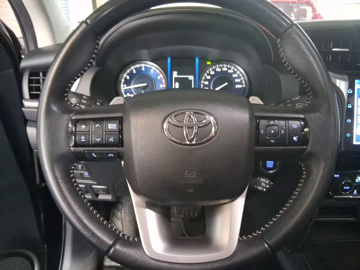 Toyota Fortunner 2.7 Srx 4x2 At 5p año 2022