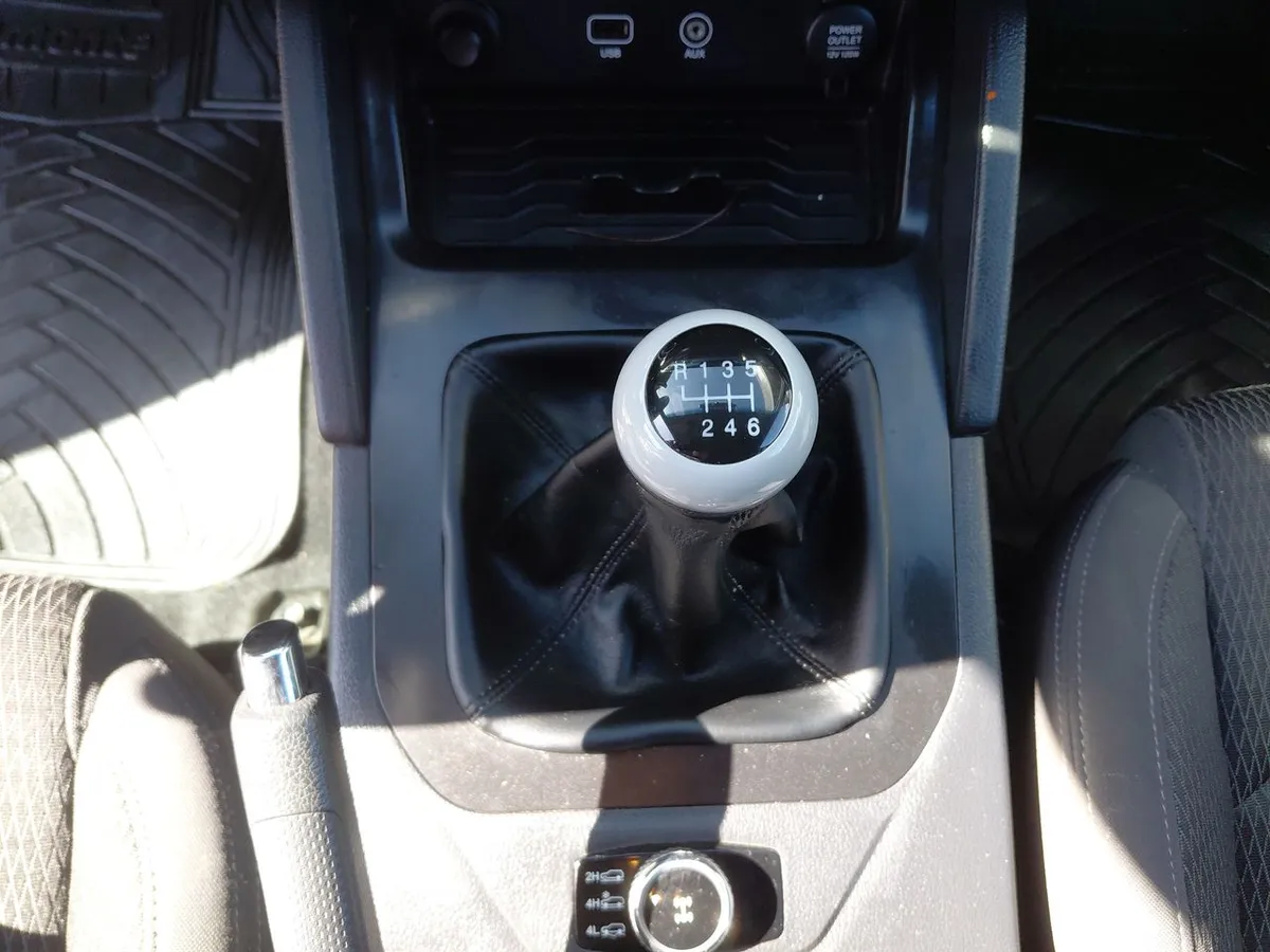 Ssangyong Musso 2.2 Grand Glx Td Diesel 4wd Mt6 4p año 2022
