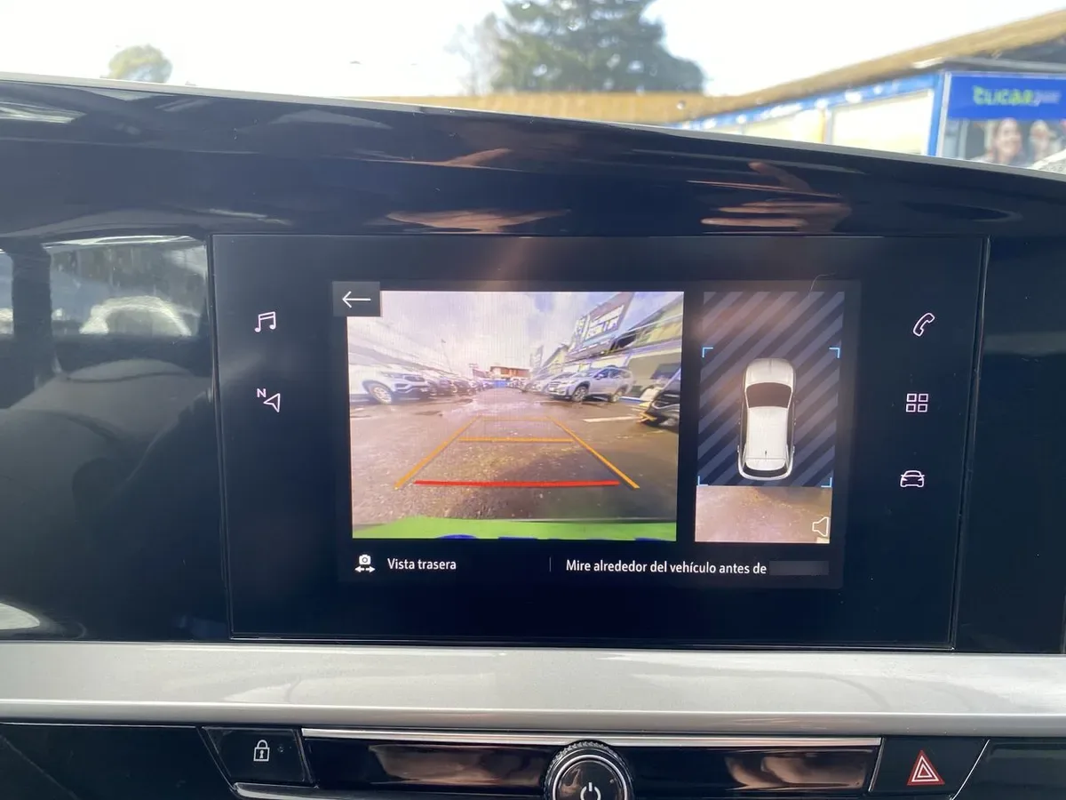 Opel Mokka 1.2t Elegance 4x2 Mt6 5p año 2023