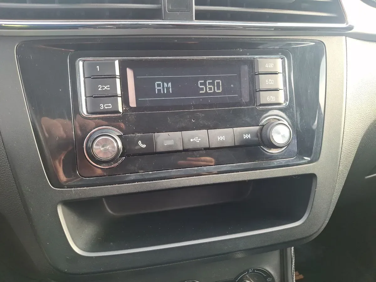 MG Mg Zs 1.5 Std Mt 5p año 2023