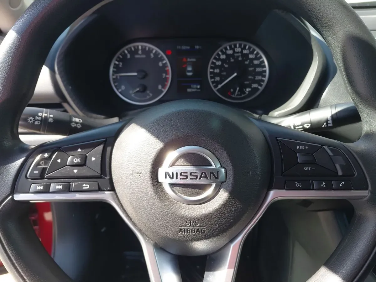 Nissan Sentra 2.0 Sense 4x2 Mt 4p año 2022