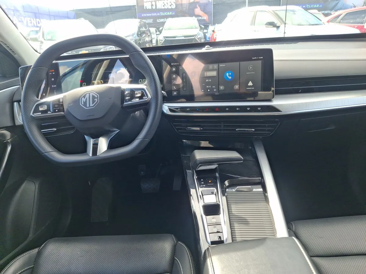 MG One 1.5t Com 4x2 Cvt At 5p año 2024