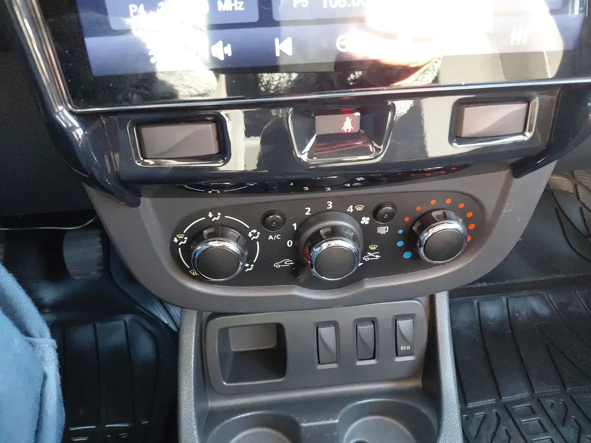 Renault Duster 1.6 Life 4x2 5mt 5p año 2020