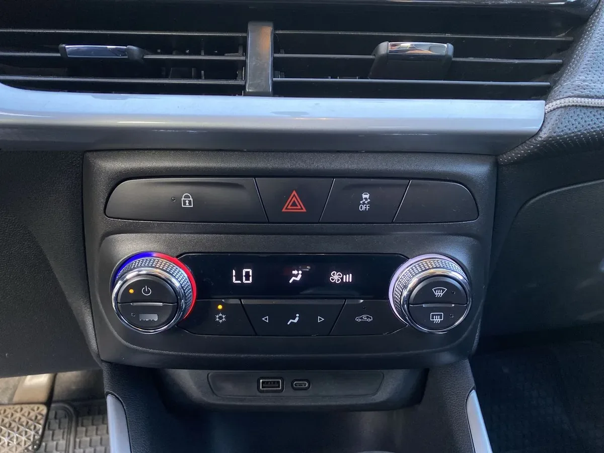 Chevrolet Montana 1.2t Premier 4x2 At 4p año 2023