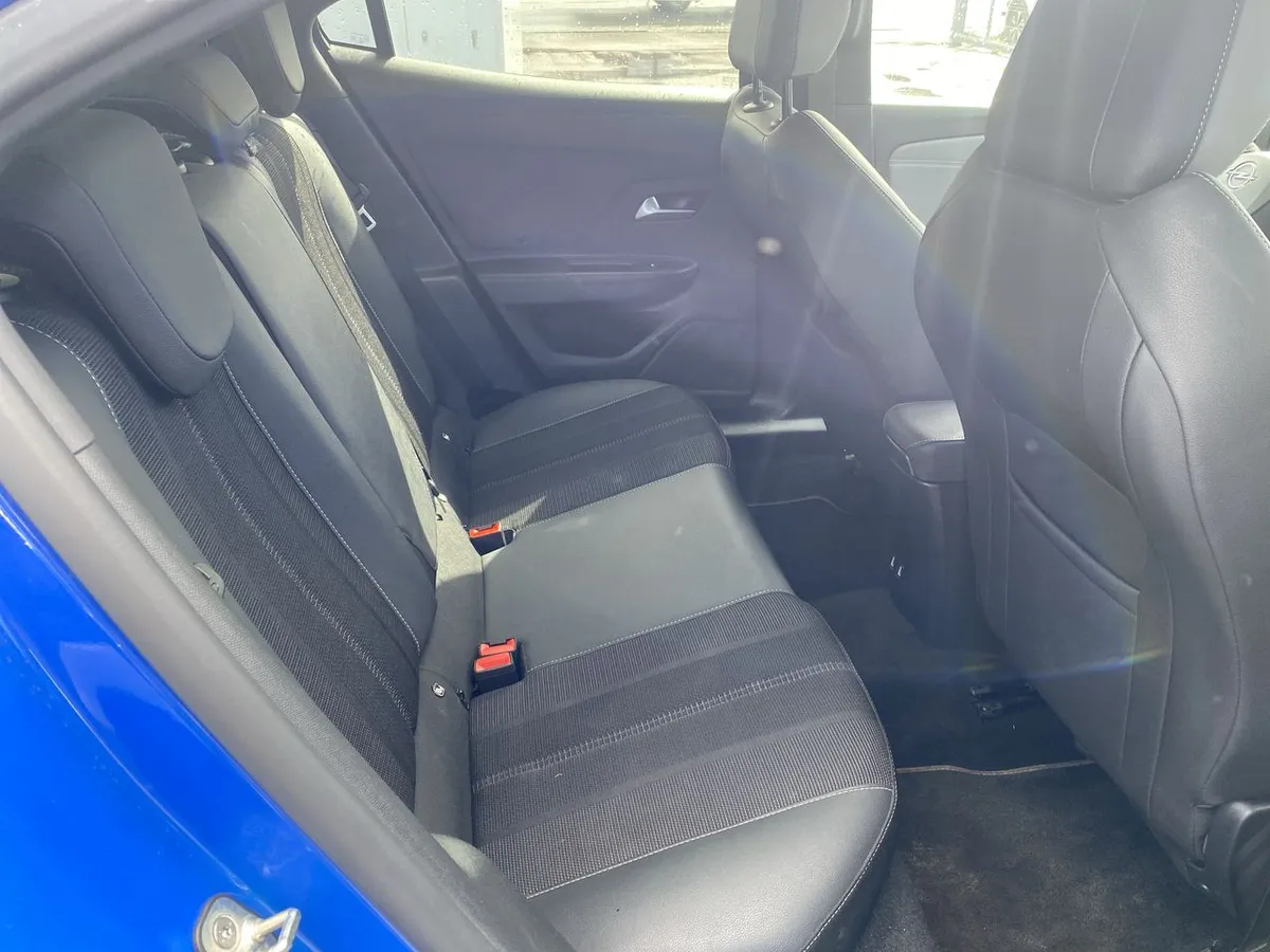 Opel Mokka 1.2t Elegance 4x2 Mt6 5p año 2023