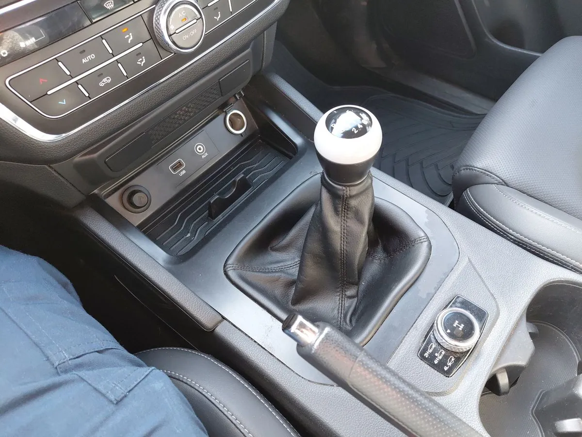 Ssangyong Musso 2.2 Glx Td Diesel 4wd Mt 4p año 2021