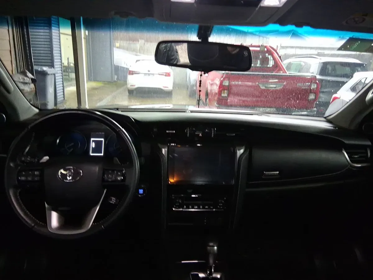 Toyota Fortunner 2.7 Srx 4x2 At 5p año 2022