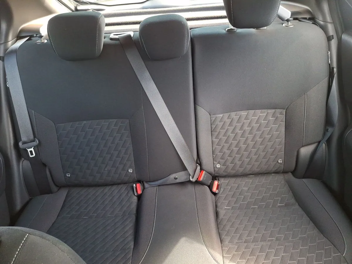 Nissan Kicks 1.6 Advance 4x2 Ncf Mt 5p año 2025