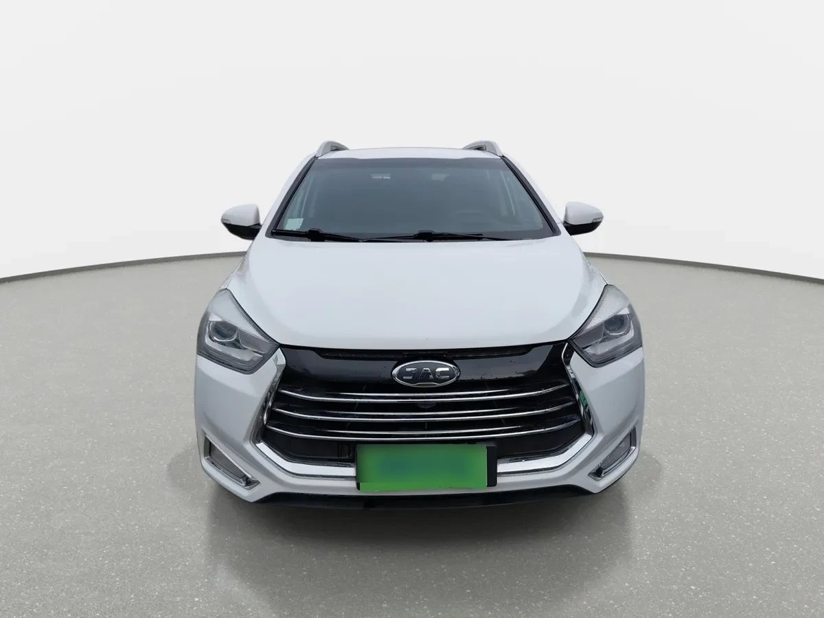 JAC Js2 1.5 Comfort 4x2 Mt 5p año 2022