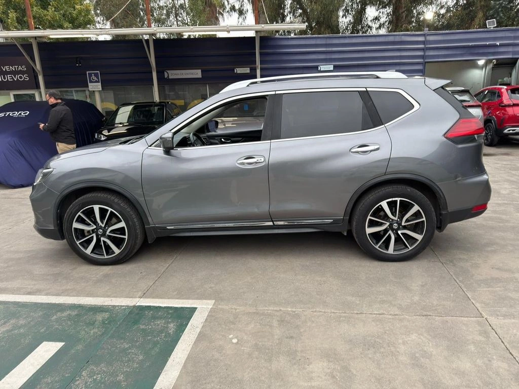 Nissan X-Trail 2.5 Sense Cvt 2f At 4x4 año 2019