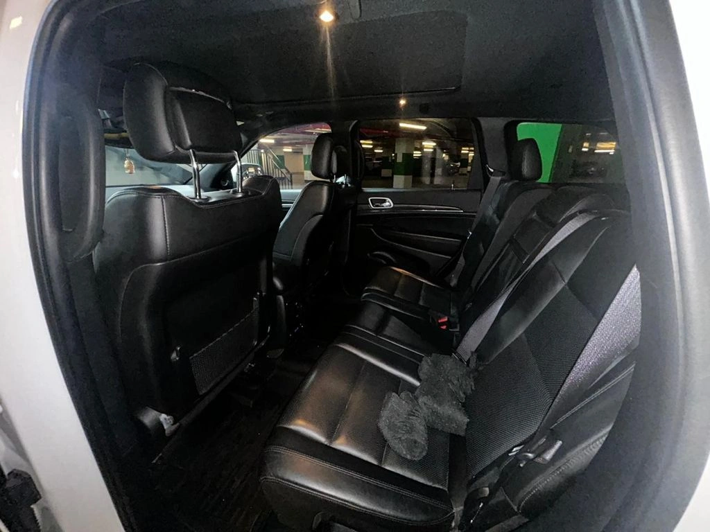 Jeep Grand Cherokee 3.6 Limited 4x4 At 5p año 2022