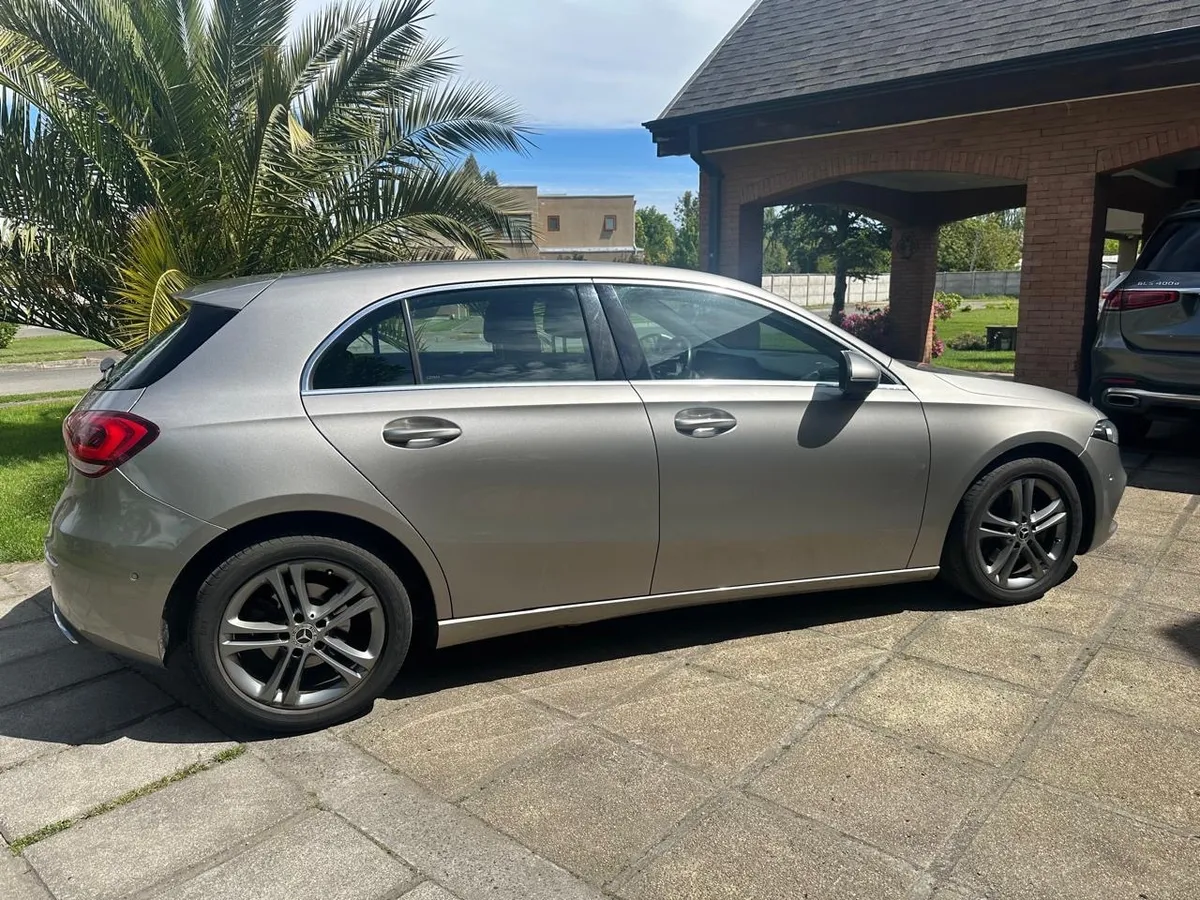 MERCEDES BENZ A200 2.0 D Progressive At Diesel año 2020