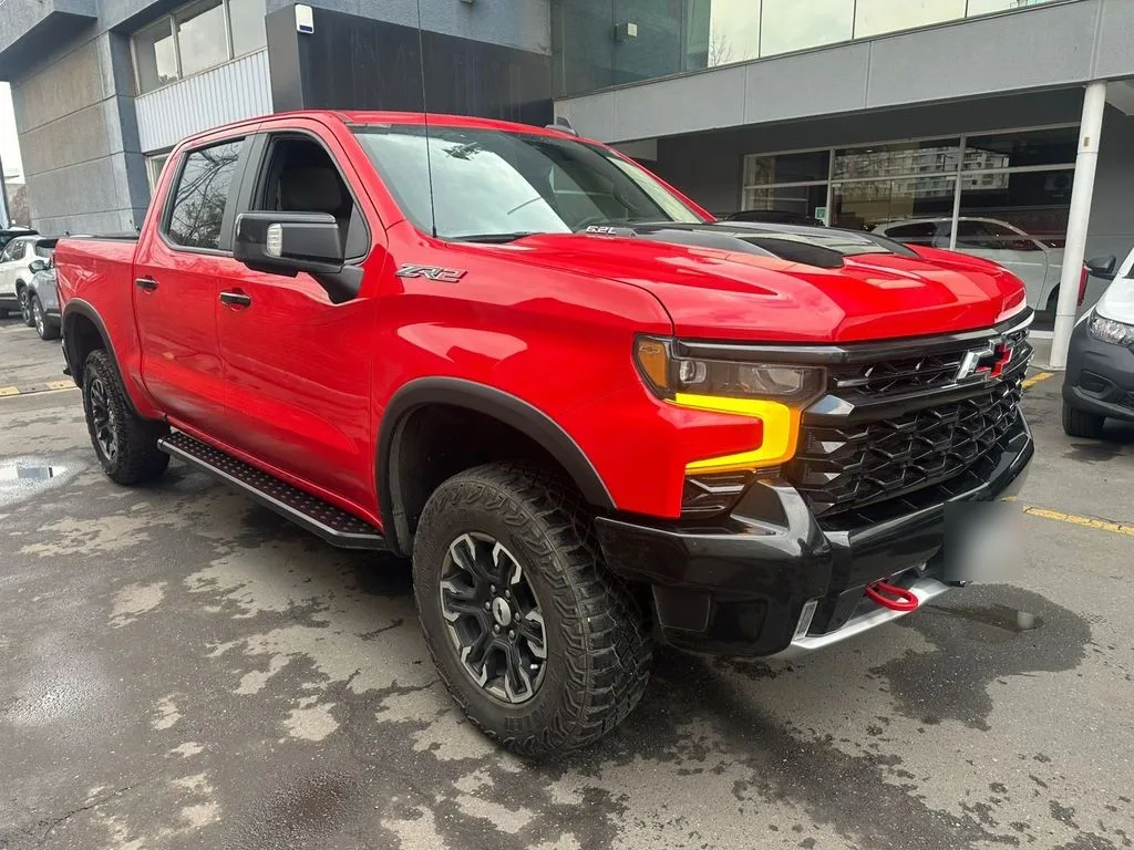 Chevrolet Silverado 6.2 Zr2 4x4 At 4p año 2024