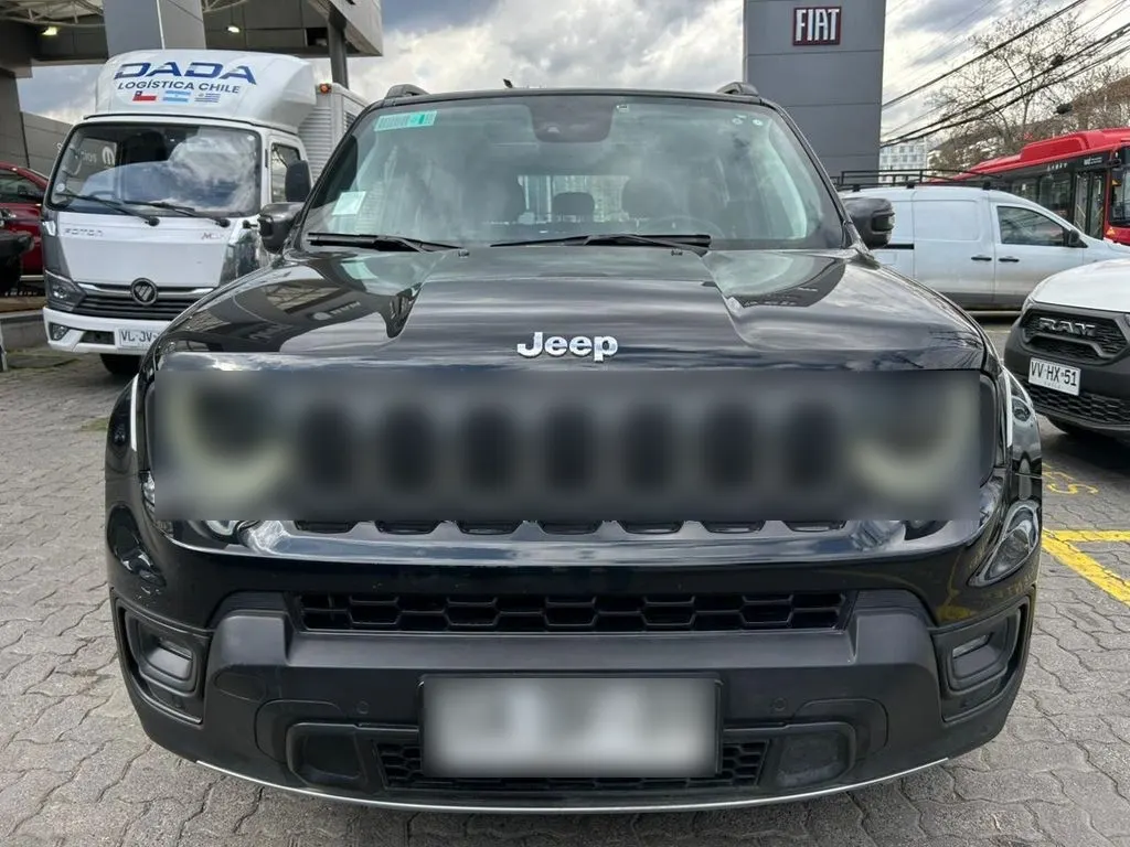 Jeep Renegade 1.3t Longitude 4x2 At 5p año 2023