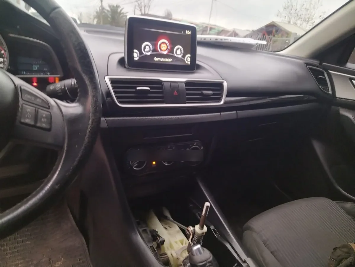 Mazda Mazda3 2.0 Sedan V Sr At año 2016