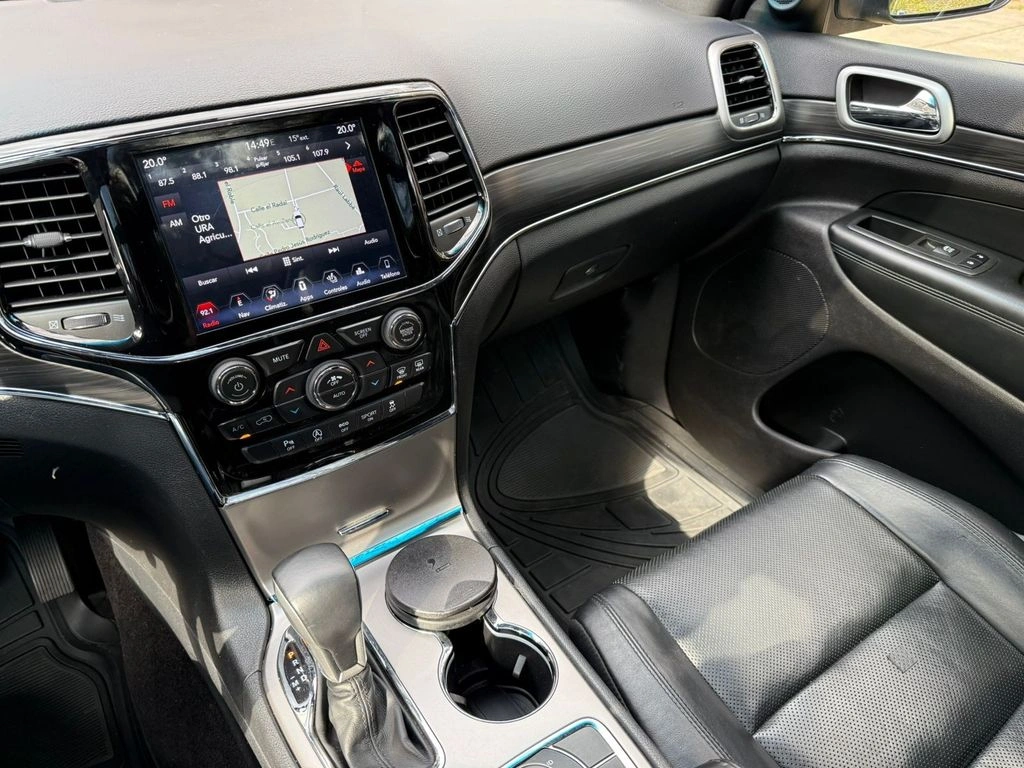 Jeep Grand Cherokee Limited 3.6 4x4 año 2019