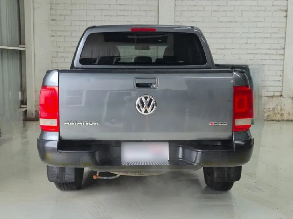 Volkswagen Amarok Dcab Tdi 4x4 Trendline 2.0 año 2023