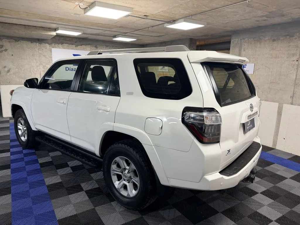 Toyota 4runner Sr5 4x4 año 2016