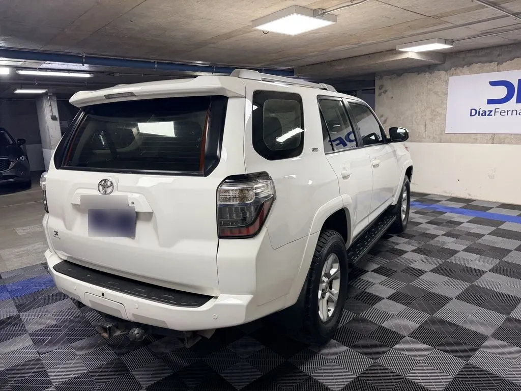 Toyota 4runner Sr5 4x4 año 2016