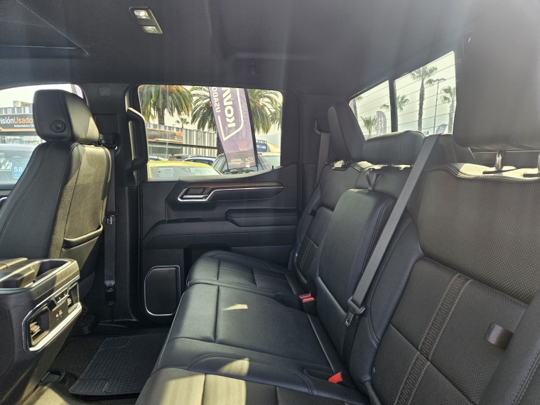 Chevrolet Silverado Silverado 3.0td Hc At 4wd año 2025