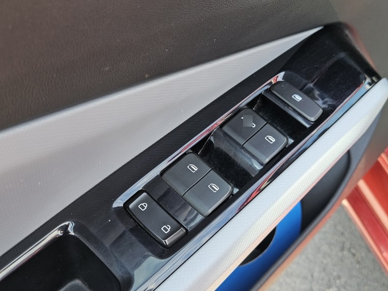Chevrolet Sail Sail Hb 1.5l Ltz Mt año 2025