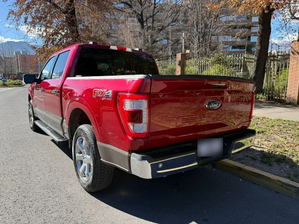 Ford F-150 Lariat Luxury 5.0 Dob. Cab. 4x4 año 2022