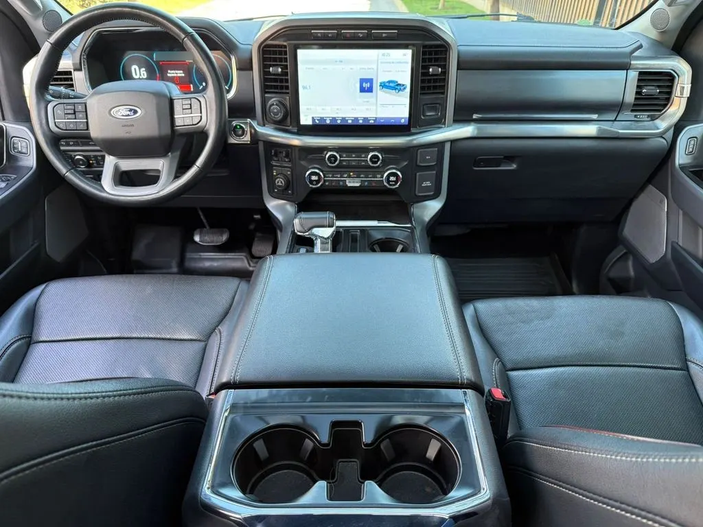 Ford F-150 Lariat Luxury 5.0 Dob. Cab. 4x4 año 2022
