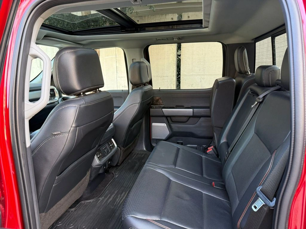 Ford F-150 Lariat Luxury 5.0 Dob. Cab. 4x4 año 2022