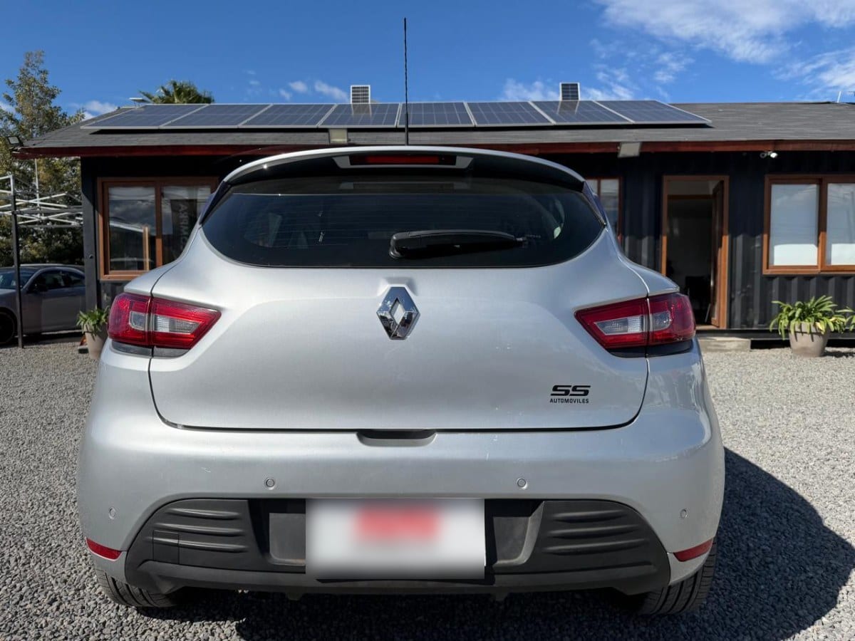 Renault Clio Iv 1.2 Hb Mt5 año 2017