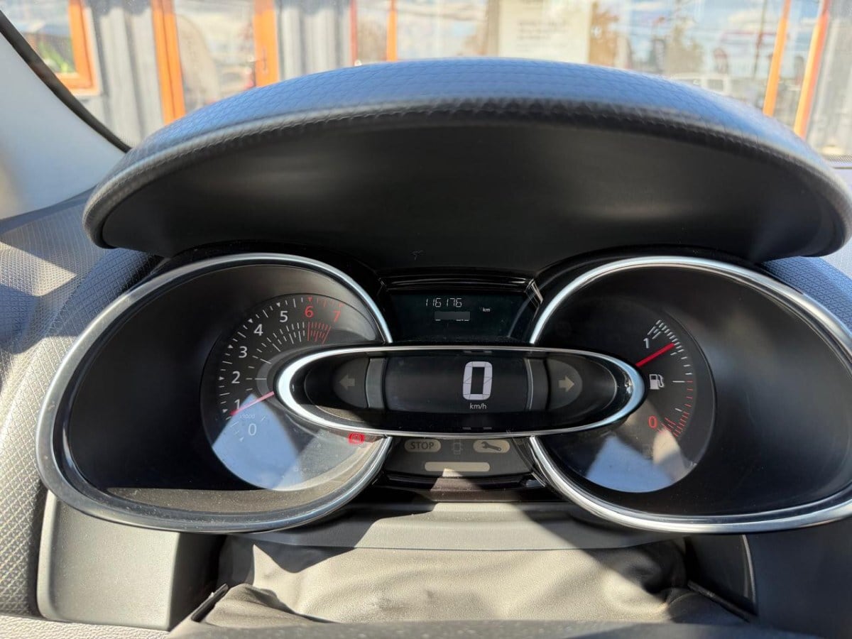 Renault Clio Iv 1.2 Hb Mt5 año 2017