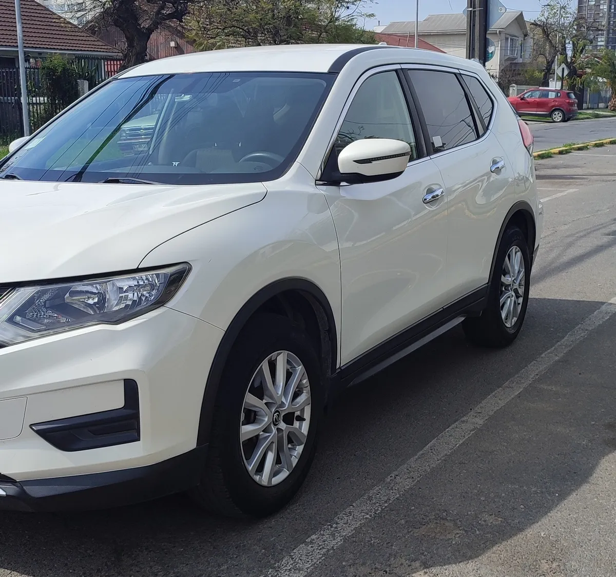 NISSAN X-TRAIL 2.5 Sense Cvt 2f At 4x4 año 2019