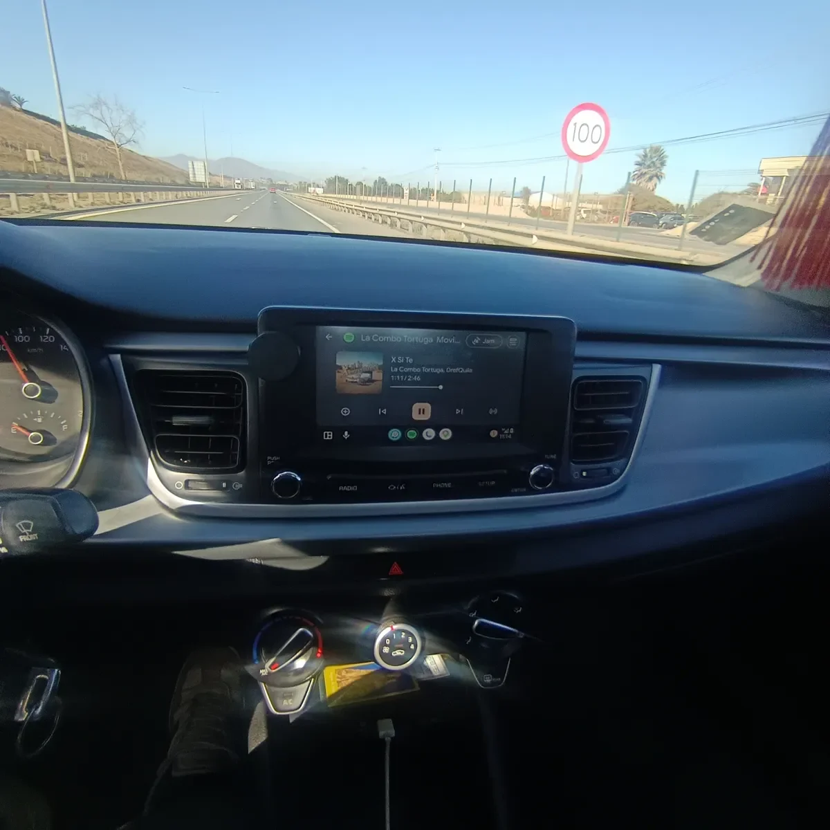 KIA MOTORS RIO 4 1.4 Lx Ac Abs Mt año 2020